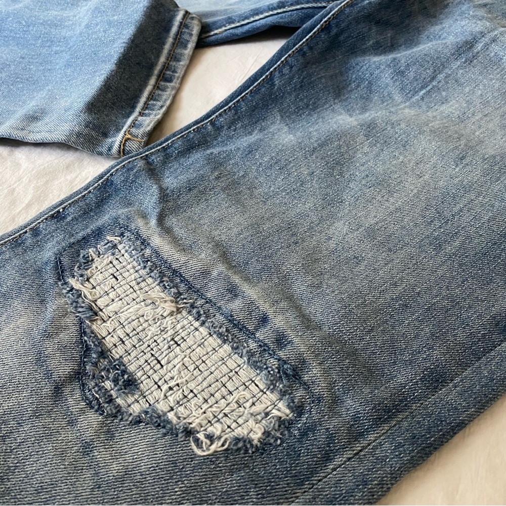 Distressed jeans - Picture 5 of 5